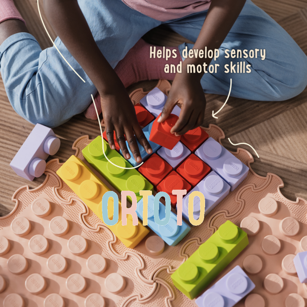 ORTOTO Set "World of Sensory Soft Bricks STARTER" (16 pcs.)